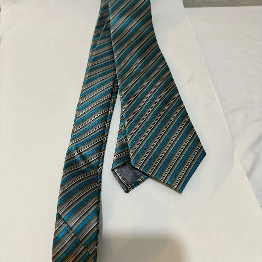Versa Hand Made Men’s Neck Tie Made In China